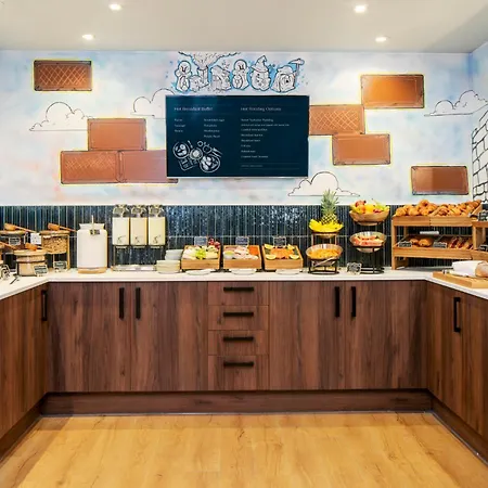 Indigo By Ihg يورك