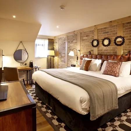 Indigo By Ihg Hotell 4*