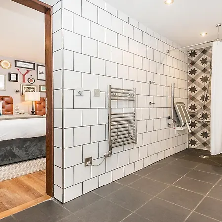 Indigo By Ihg Hotel 4*